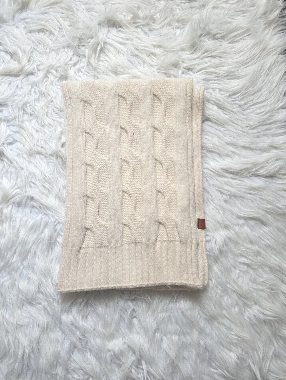 Frye Neutral Cable Knit Cream Scarf
